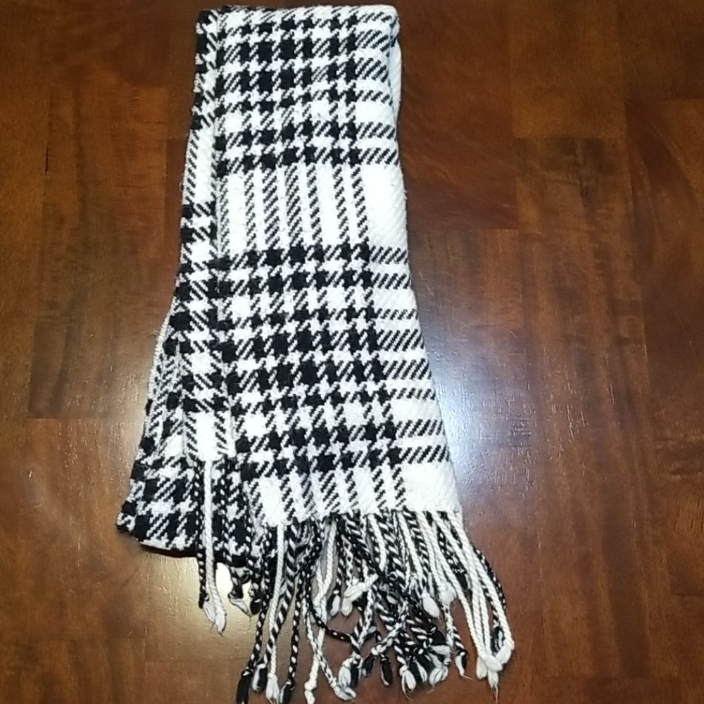 Banana Republic scarf
